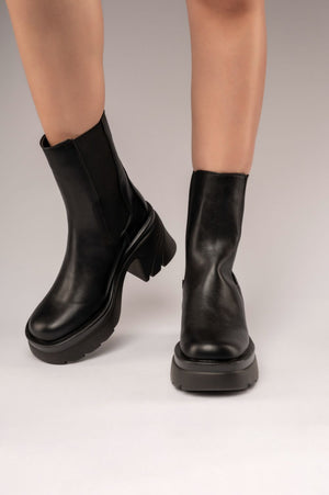 Step Up Wide Fit Black Drench PU Heeled Ankle Boots