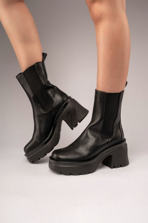 Step Up Wide Fit Black Drench PU Heeled Ankle Boots